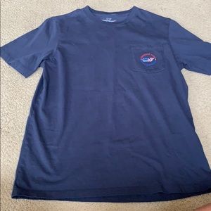 Boys vineyard vines large shirt
